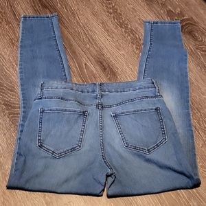 Old Navy ladies jeans size 2